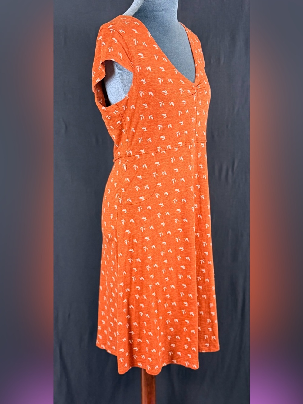 Toad&Co Orange V-Neck Midi Dress with White Leaf Print Tencel Organic cotton - Picture 2 of 12